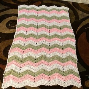 VINTAGE HAND CROCHETED  ALL PURPOSE  BLANKET PINK GREEN WHITE